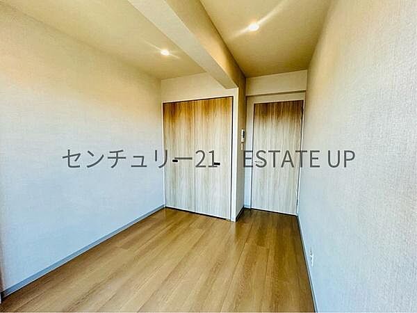 【洋室】家族構成やライフスタイルに合わせて、多目的にお使いいただけます。