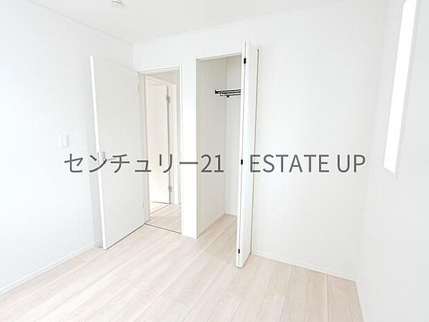 【洋室】ライフスタイルに合わせて、多目的にお使いいただけます。