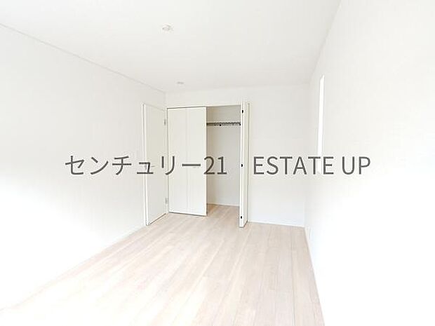 【洋室】家族構成やライフスタイルに合わせて、多目的にお使いいただけます。