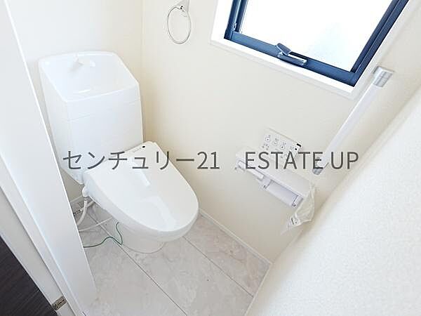 トイレを拡大表示