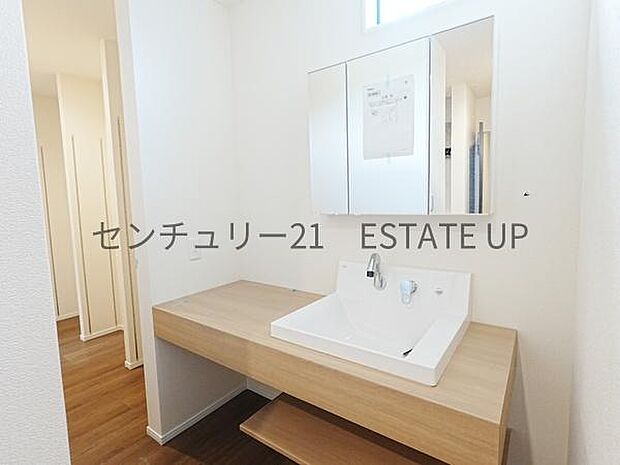 【洗面台・洗面所】オシャレな洗面所が特徴♪