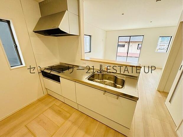 【キッチン】解放感に優れているキッチン