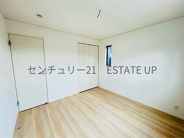 【洋室】ライフスタイルに合わせて、多目的にお使いいただけます。