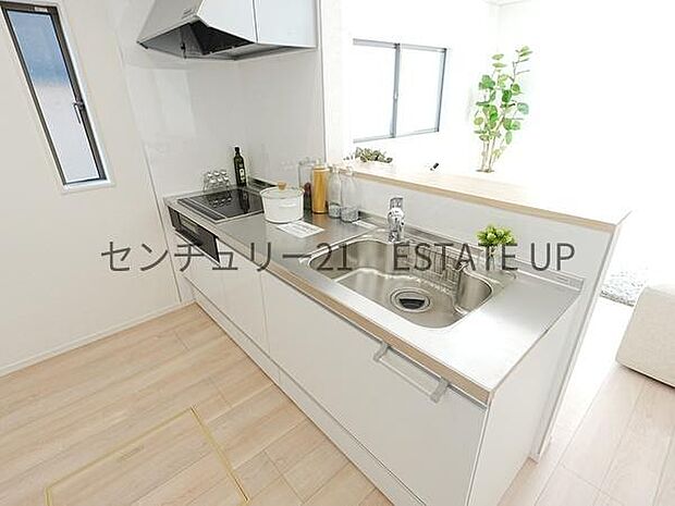 【キッチン】解放感に優れているオープンキッチン