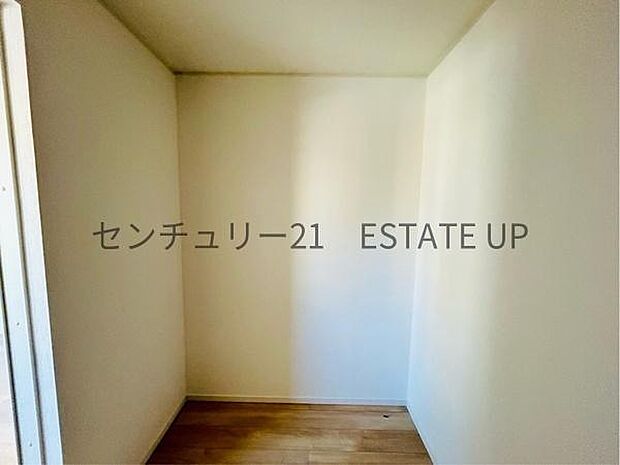 【収納】趣味の多い家族に嬉しい収納。アウトドアグッズやスポーツ用品をスッキリ収納できます