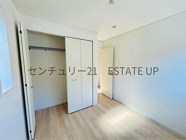 【洋室】家族構成やライフスタイルに合わせて、多目的にお使いいただけます。