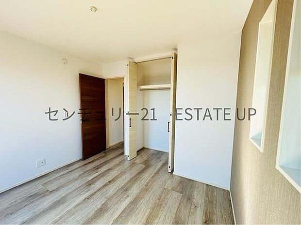 【洋室】家族構成やライフスタイルに合わせて、多目的にお使いいただけます。