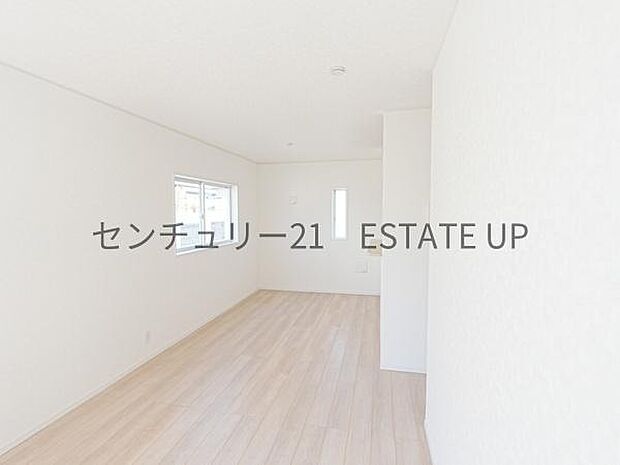 【リビング】お好きなインテリアなどを飾って、ご家族で安らげる癒しの空間をお作りいただけます。