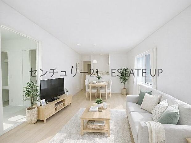 【リビング】リビング空間にキッチン。みんなで食事を楽しめる空間。※ホームステージングしているイメージ図です。