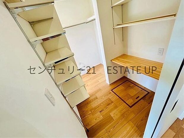 【収納】奥行があり、しまいやすく、取り出しやすい。