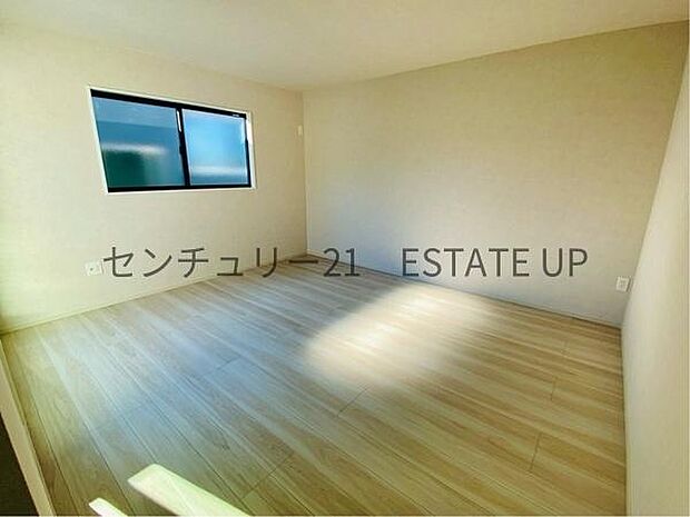 【洋室】家族構成やライフスタイルに合わせて、多目的にお使いいただけます。