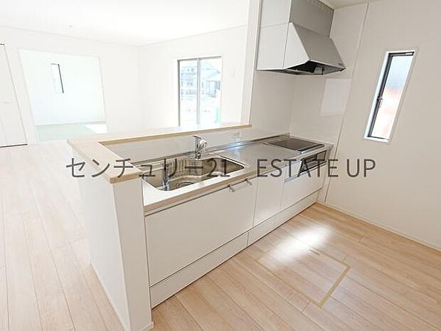 【キッチン】解放感に優れているキッチン