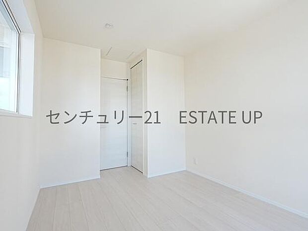 【洋室】家族構成やライフスタイルに合わせて、多目的にお使いいただけます。