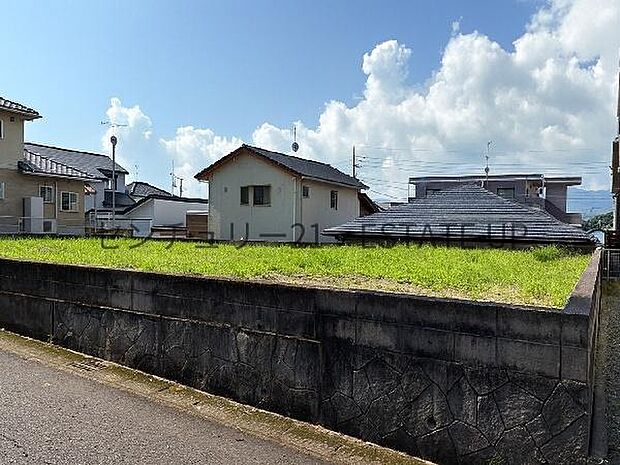 【完成前外観】