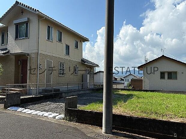 【完成前外観】