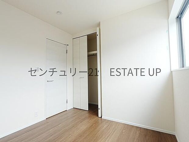 【洋室】家族構成やライフスタイルに合わせて、多目的にお使いいただけます。