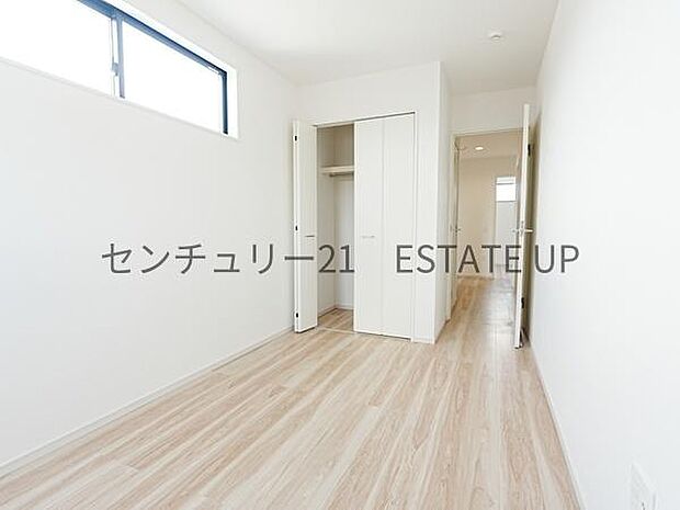 【洋室】家族構成やライフスタイルに合わせて、多目的にお使いいただけます。