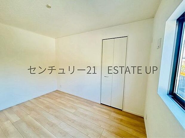 【洋室】ライフスタイルに合わせて、多目的にお使いいただけます。