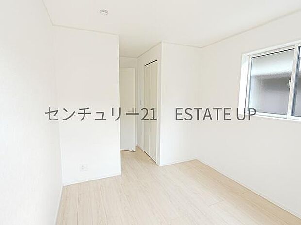 【洋室】ライフスタイルに合わせて、多目的にお使いいただけます。