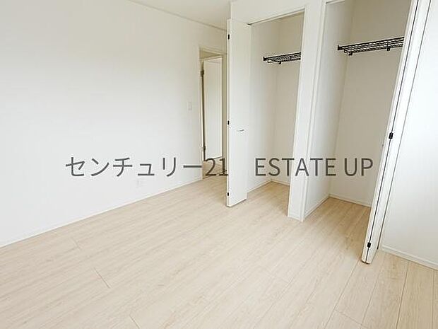 【洋室】家族構成やライフスタイルに合わせて、多目的にお使いいただけます。