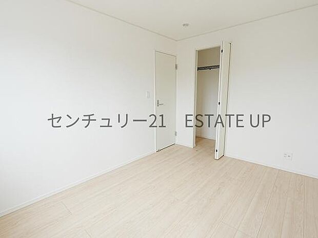 【洋室】ライフスタイルに合わせて、多目的にお使いいただけます。