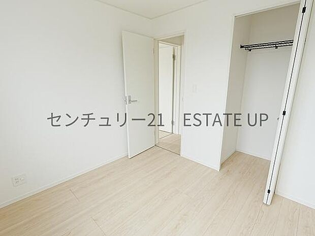 【洋室】家族構成やライフスタイルに合わせて、多目的にお使いいただけます。