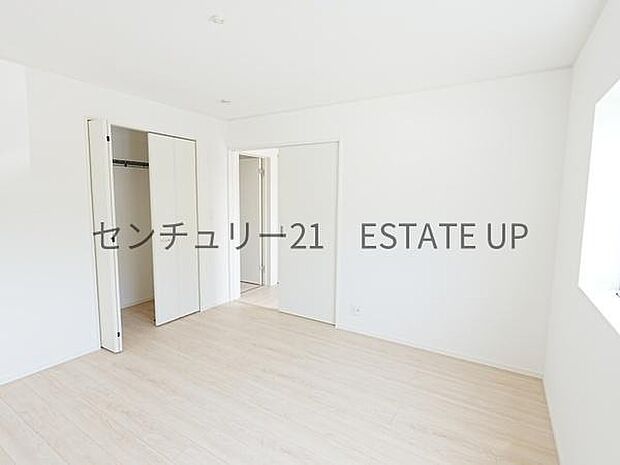 【洋室】家族構成やライフスタイルに合わせて、多目的にお使いいただけます。