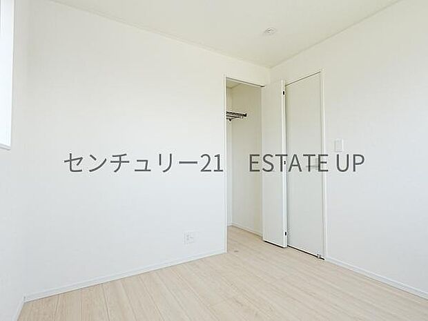 【洋室】ライフスタイルに合わせて、多目的にお使いいただけます。