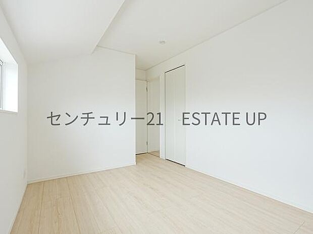 【洋室】家族構成やライフスタイルに合わせて、多目的にお使いいただけます。