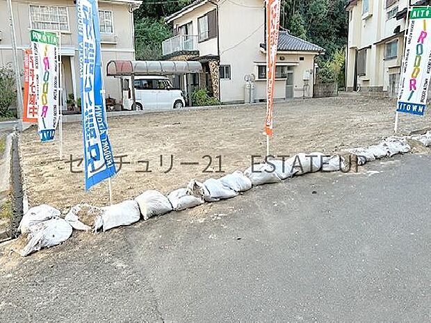【完成前外観】