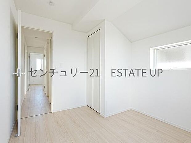 【洋室】家族構成やライフスタイルに合わせて、多目的にお使いいただけます。