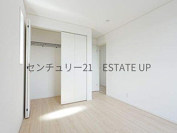【洋室】ライフスタイルに合わせて、多目的にお使いいただけます。