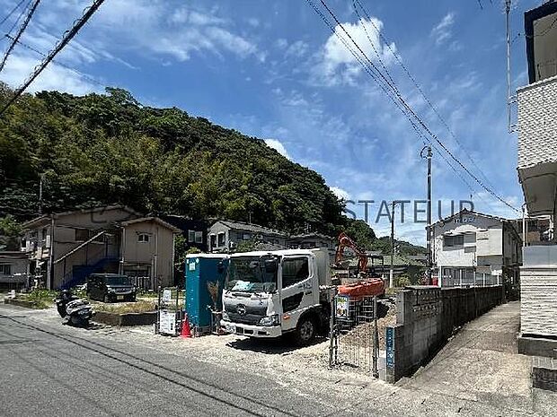 【完成前外観】
