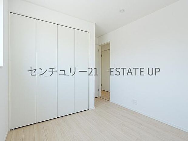 【洋室】ライフスタイルに合わせて、多目的にお使いいただけます。