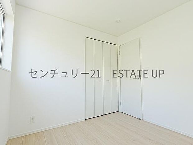 【洋室】家族構成やライフスタイルに合わせて、多目的にお使いいただけます。