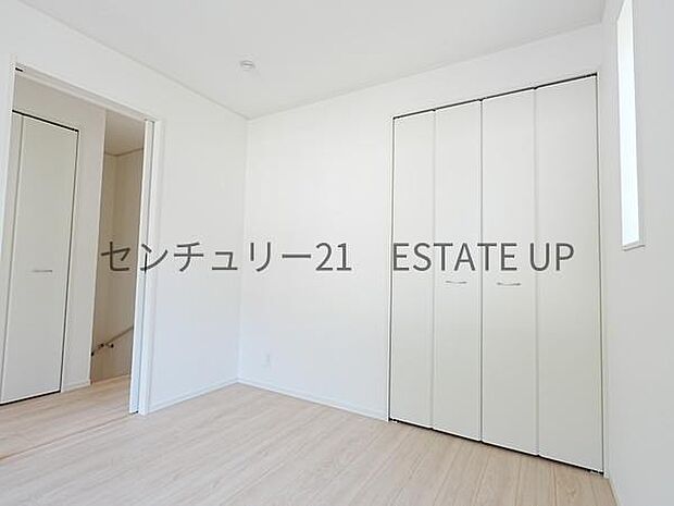 【洋室】ライフスタイルに合わせて、多目的にお使いいただけます。