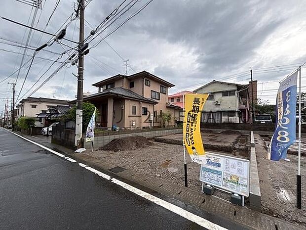 【完成前外観】
