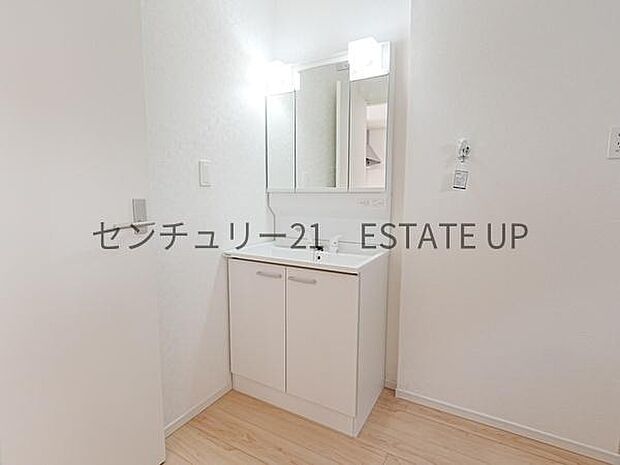 【洗面台・洗面所】オシャレな独立洗面所が特徴♪