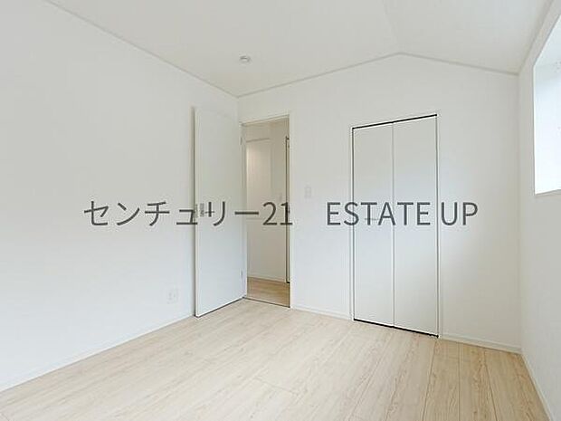 【洋室】ライフスタイルに合わせて、多目的にお使いいただけます。