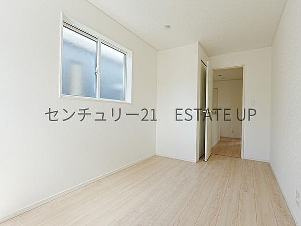 【洋室】ライフスタイルに合わせて、多目的にお使いいただけます。