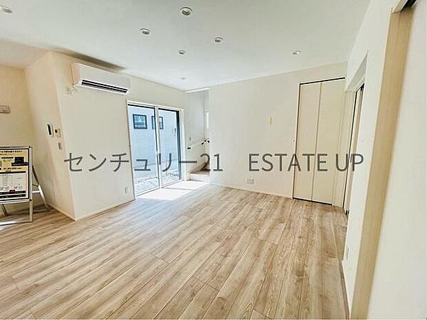 【リビング】ゆったり過ごせる心地よい空間♪