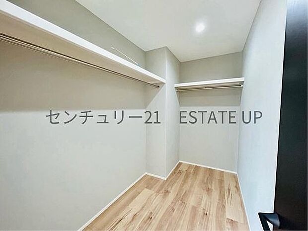 【収納】奥行があり、しまいやすく、取り出しやすい。