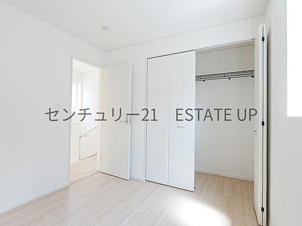 【洋室】家族構成やライフスタイルに合わせて、多目的にお使いいただけます。