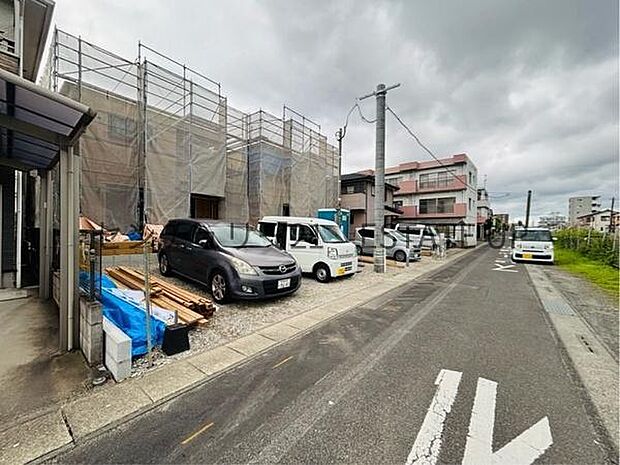 【完成前外観】