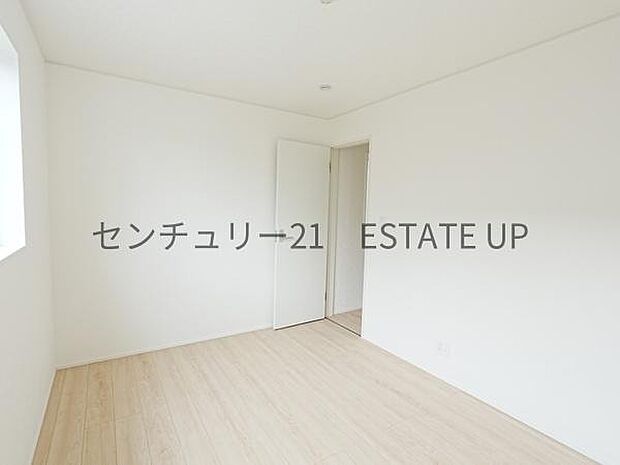 【洋室】家族構成やライフスタイルに合わせて、多目的にお使いいただけます。