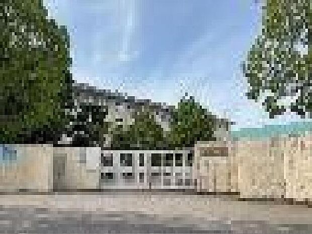 鹿児島市立東谷山小学校まで1780m、東谷山小学校の教育目標. たくましく 心豊かで 自ら学ぶ 東谷山の子の育成 校訓「来の子 豊かな子 英知の子」