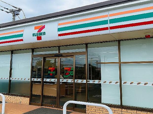 セブンイレブン鹿児島田上3丁目店まで459m、ちょっとした買い物からATM利用まで◎ セブンイレブンが近くて暮らしやすい環境です。