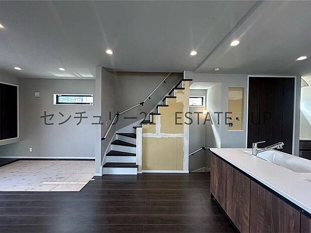 【リビング】お好きなインテリアなどを飾って、ご家族で安らげる癒しの空間をお作りいただけます。