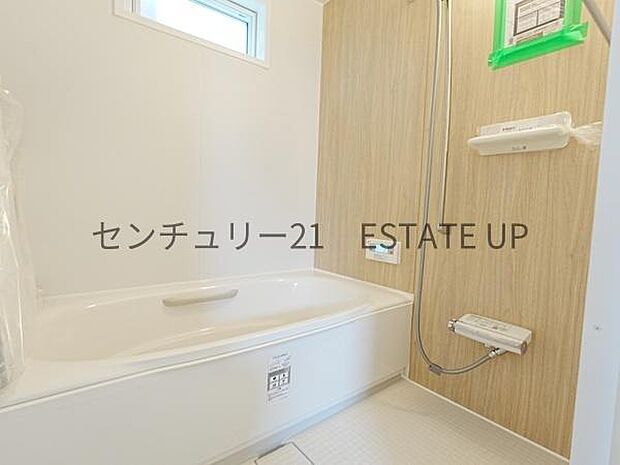 【バス】1日の疲れを癒してくれるバスルーム。