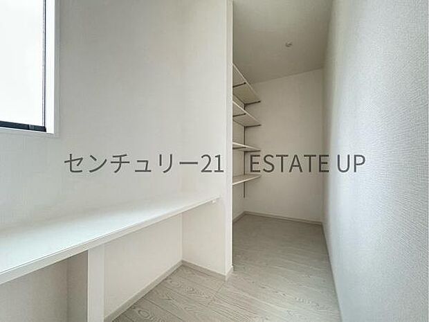 【収納】趣味の多い家族に嬉しい収納。アウトドアグッズやスポーツ用品をスッキリ収納できます